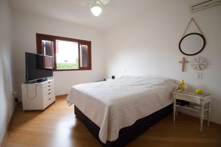 Casa para alugar com 340m², 4 quartos e 4 vagas