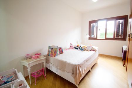 Casa para alugar com 340m², 4 quartos e 4 vagas