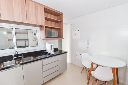 Apartamento para alugar com 98m², 3 quartos e 2 vagasCozinha