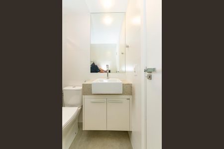 Apartamento para alugar com 65m², 2 quartos e 2 vagasBanheiro Social