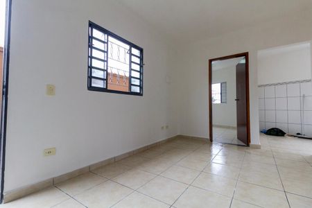 Casa para alugar com 61m², 2 quartos e sem vagaSala