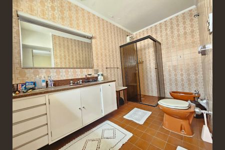 Casa para alugar com 180m², 3 quartos e 2 vagasBanheiro da Suíte