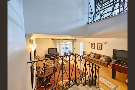 Casa para alugar com 3 quartos, 180m² em Vila Sao Francisco (zona Sul), São Paulo