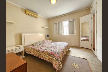 Casa para alugar com 180m², 3 quartos e 2 vagasSuite