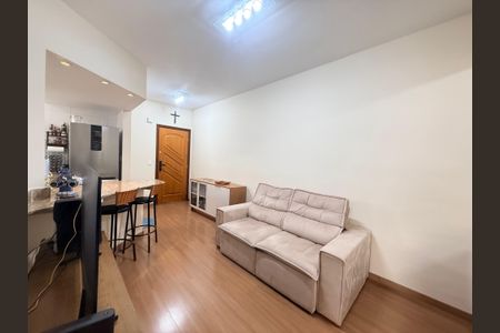 Apartamento à venda com 60m², 2 quartos e 2 vagasSala