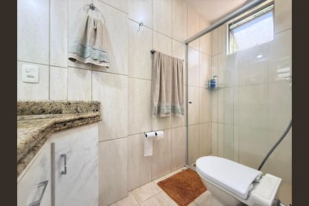 Apartamento à venda com 60m², 2 quartos e 2 vagasBanheiro da Suíte
