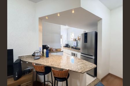 Apartamento à venda com 60m², 2 quartos e 2 vagasCozinha