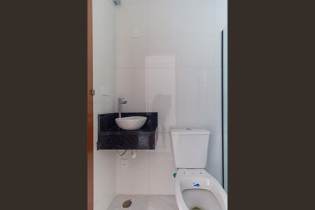 Apartamento para alugar com 38m², 2 quartos e sem vagaBanheiro