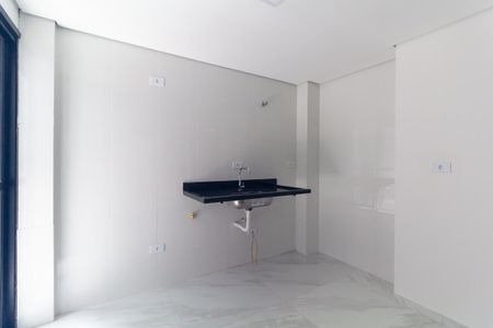 Cozinha de apartamento para alugar com 2 quartos, 38m² em Vila Paulo Silas, São Paulo