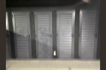 Apartamento à venda com 189m², 4 quartos e 3 vagas Apartamento à venda com 189m², 4 quartos e 3 vagasÁrea comum