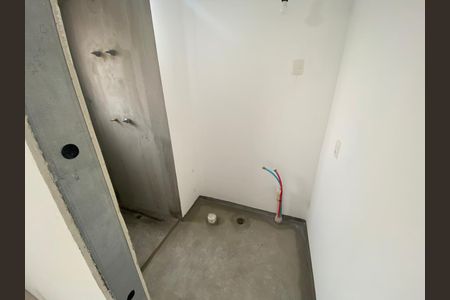 Apartamento à venda com 189m², 4 quartos e 3 vagas Apartamento à venda com 189m², 4 quartos e 3 vagasBanheiro Suíte 1