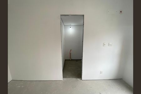 Apartamento à venda com 189m², 4 quartos e 3 vagas Apartamento à venda com 189m², 4 quartos e 3 vagasSuíte 1