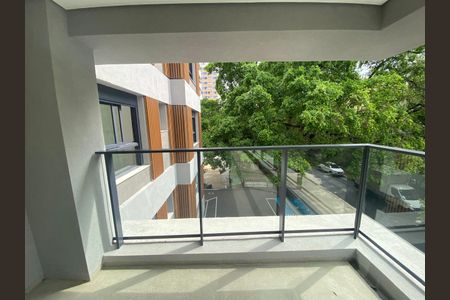 Apartamento à venda com 189m², 4 quartos e 3 vagas Apartamento à venda com 189m², 4 quartos e 3 vagasSacada