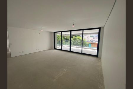 Apartamento à venda com 4 quartos, 189m² em Vila Uberabinha, São Paulo