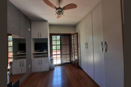 Casa à venda com 212m², 3 quartos e 4 vagas Casa à venda com 212m², 3 quartos e 4 vagasQuarto
