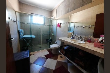 Casa à venda com 212m², 3 quartos e 4 vagas Casa à venda com 212m², 3 quartos e 4 vagasBanheiro