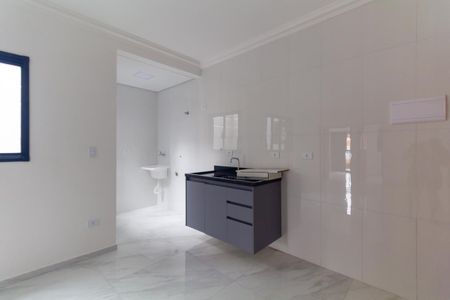 Cozinha de apartamento para alugar com 2 quartos, 48m² em Vila Paulo Silas, São Paulo