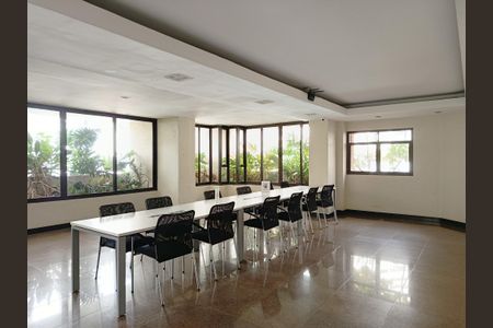 Apartamento para alugar com 58m², 1 quarto e 1 vaga Apartamento para alugar com 58m², 1 quarto e 1 vagaSala de reunião