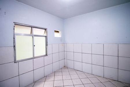 Quarto 1 de casa para alugar com 2 quartos, 65m² em Pavuna, Rio de Janeiro