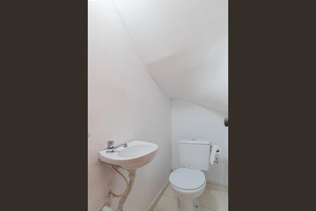 Casa de condomínio à venda com 72m², 2 quartos e 1 vagaLavabo