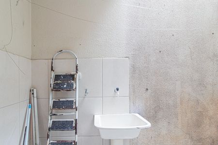 Casa de condomínio à venda com 72m², 2 quartos e 1 vagaÁrea de Serviço