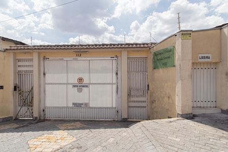 Casa de condomínio à venda com 72m², 2 quartos e 1 vagaFachada