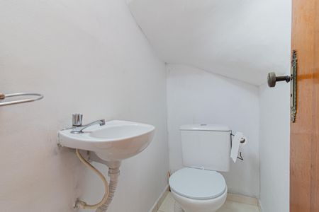 Casa de condomínio à venda com 72m², 2 quartos e 1 vagaLavabo