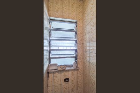 Apartamento para alugar com 65m², 2 quartos e 1 vagaBanheiro do quarto dependência de empregada