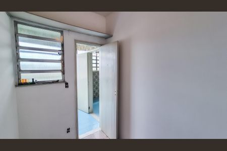 Apartamento para alugar com 65m², 2 quartos e 1 vagaQuarto dependência de empregada