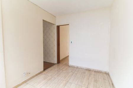 Sala de apartamento para alugar com 2 quartos, 50m² em Jardim Bonifacio, São Paulo