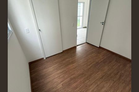 Apartamento à venda com 68m², 2 quartos e 1 vaga