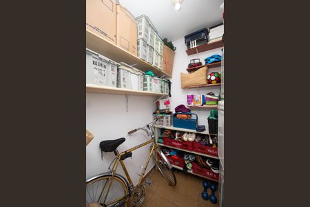 Casa à venda com 130m², 3 quartos e 2 vagas Casa à venda com 130m², 3 quartos e 2 vagasQuarto de Serviço