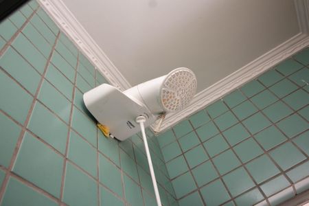 Casa à venda com 130m², 3 quartos e 2 vagas Casa à venda com 130m², 3 quartos e 2 vagasBanheiro da Suíte