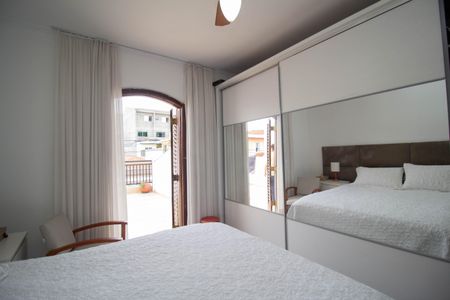 Casa à venda com 130m², 3 quartos e 2 vagas Casa à venda com 130m², 3 quartos e 2 vagasQuarto 1 - Suíte