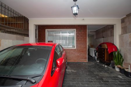 Casa à venda com 130m², 3 quartos e 2 vagas Casa à venda com 130m², 3 quartos e 2 vagasGaragem