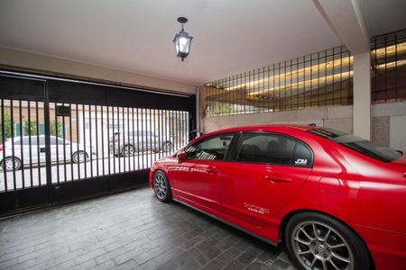 Casa à venda com 130m², 3 quartos e 2 vagas Casa à venda com 130m², 3 quartos e 2 vagasGaragem