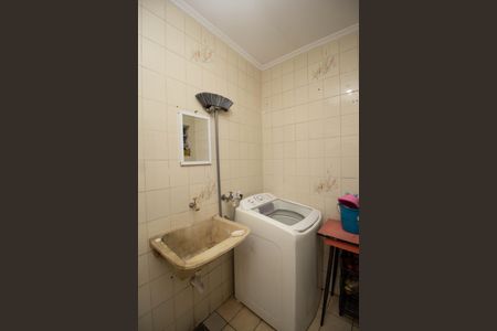 Casa à venda com 130m², 3 quartos e 2 vagas Casa à venda com 130m², 3 quartos e 2 vagasÁrea de Serviço