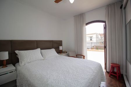 Casa à venda com 130m², 3 quartos e 2 vagas Casa à venda com 130m², 3 quartos e 2 vagasQuarto 1 - Suíte