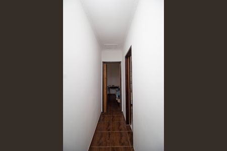 Casa à venda com 130m², 3 quartos e 2 vagas Casa à venda com 130m², 3 quartos e 2 vagasCorredor