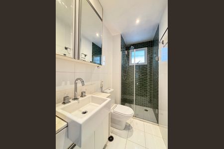 Apartamento para alugar com 87m², 2 quartos e 2 vagas Apartamento para alugar com 87m², 2 quartos e 2 vagasBanheiro