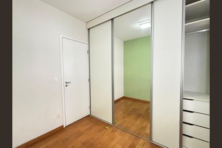 Apartamento para alugar com 87m², 2 quartos e 2 vagas Apartamento para alugar com 87m², 2 quartos e 2 vagasQuarto