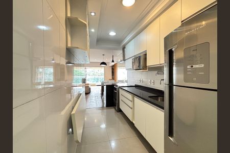 Apartamento para alugar com 87m², 2 quartos e 2 vagas Apartamento para alugar com 87m², 2 quartos e 2 vagasCozinha