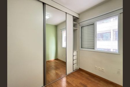 Apartamento para alugar com 87m², 2 quartos e 2 vagas Apartamento para alugar com 87m², 2 quartos e 2 vagasQuarto
