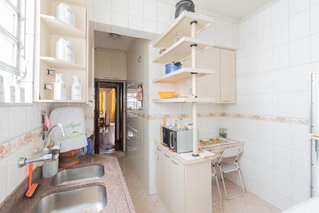 Apartamento à venda com 160m², 4 quartos e sem vagaCozinha