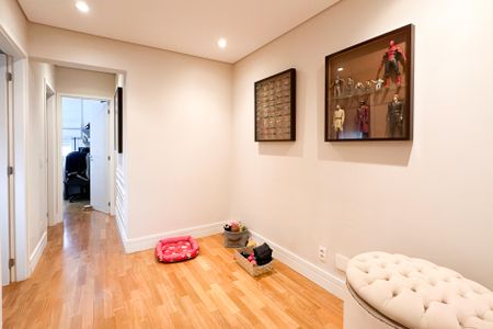 Apartamento à venda com 127m², 3 quartos e 2 vagasAcesso aos Quartos