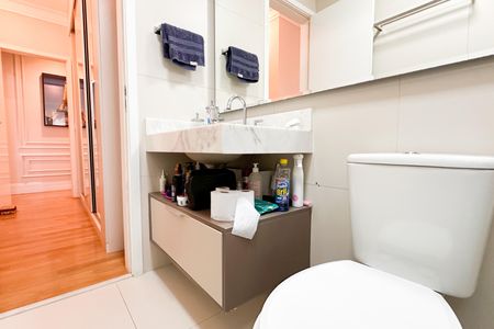 Apartamento à venda com 127m², 3 quartos e 2 vagasBanheiro da Suíte 2