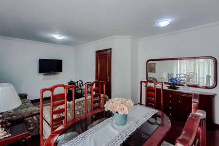 Apartamento para alugar com 110m², 3 quartos e 1 vagaSala
