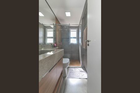 Apartamento à venda com 129m², 3 quartos e 2 vagas Apartamento à venda com 129m², 3 quartos e 2 vagasBanheiro Social