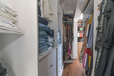 Apartamento à venda com 129m², 3 quartos e 2 vagas Apartamento à venda com 129m², 3 quartos e 2 vagasSuite - Closet