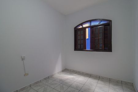 Quarto 2 de casa para alugar com 2 quartos, 60m² em Vila Falchi, Mauá